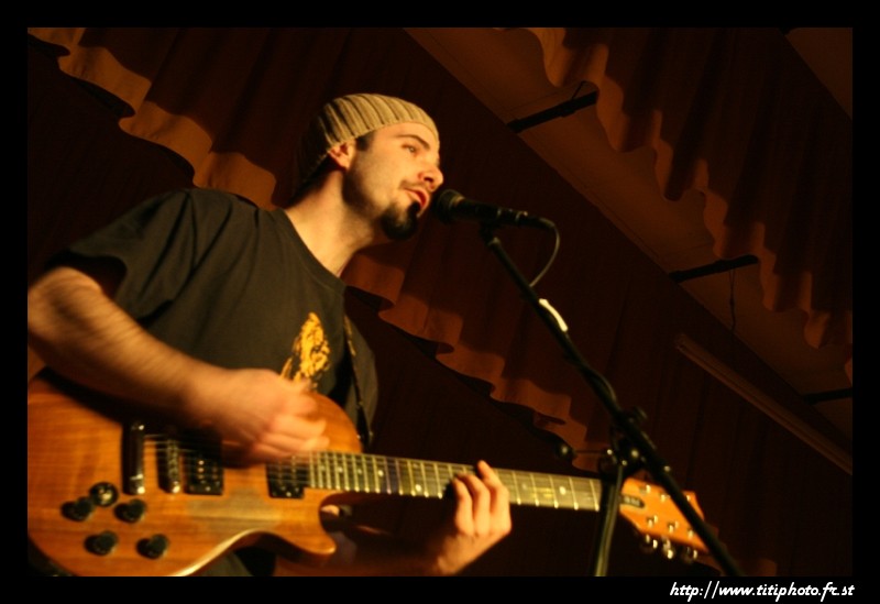 Wareika Hills & Mikroman – Allevard(38) – 8/12/2007