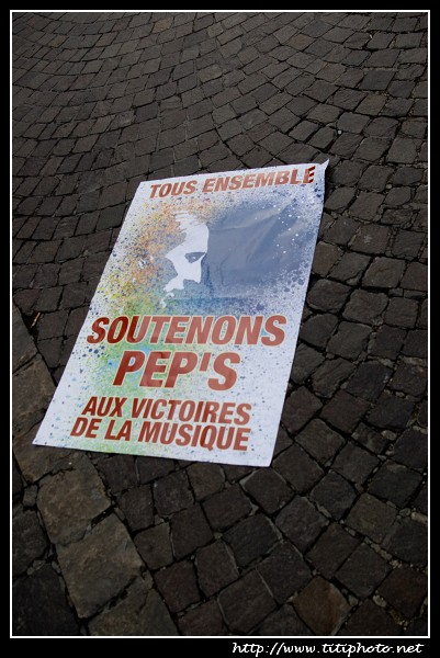 Pep's Liberta flash mob, soutien aux victoires de la musique