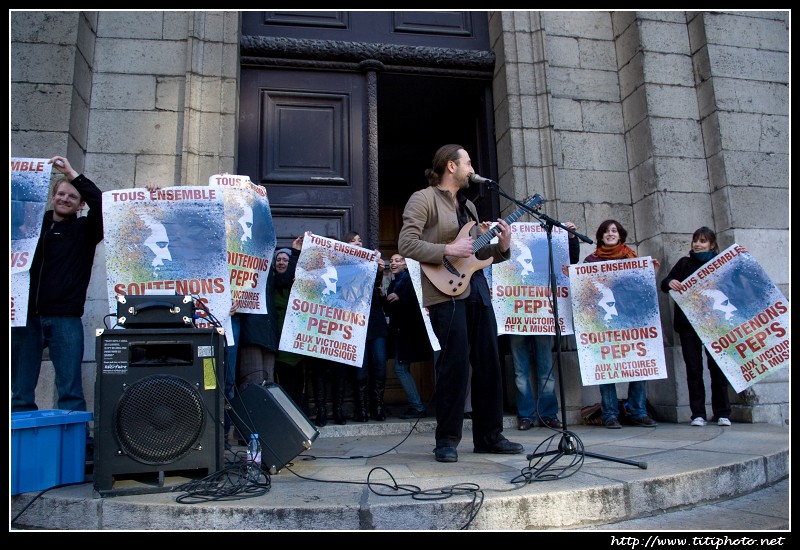 Pep's Liberta flash mob, soutien aux victoires de la musique