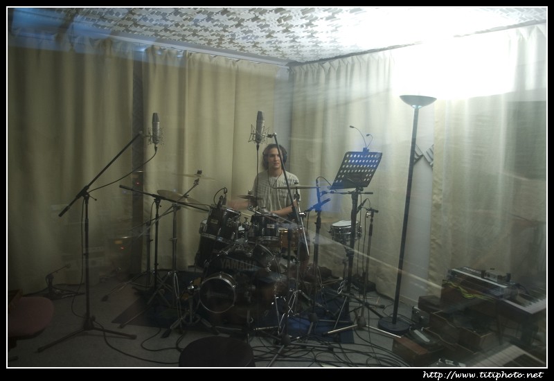 Hobo – Studio 214 – 08/2009