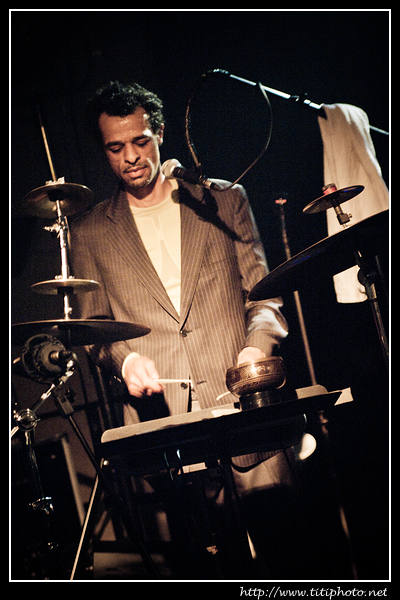 On-Off – La Source – 21/04/2011