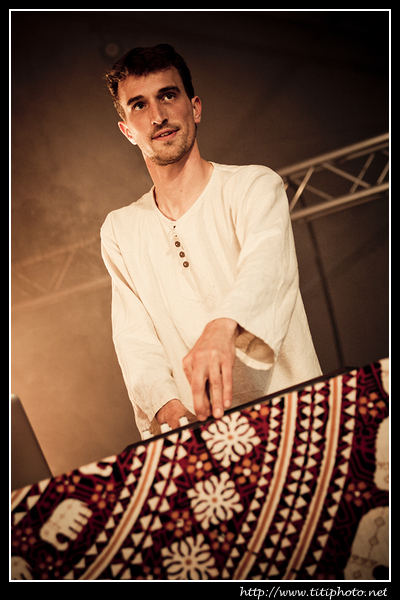 Milanga – Magic Bus – 20/05/2011