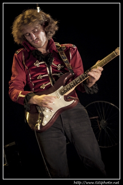 No Mad – La Source – 06/04/2012