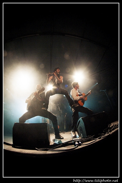 Emzel Café – Magic Bus – 19/05/2012