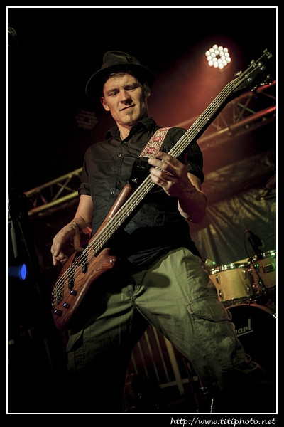 La Familya – Chapareillan – 25/05/2013