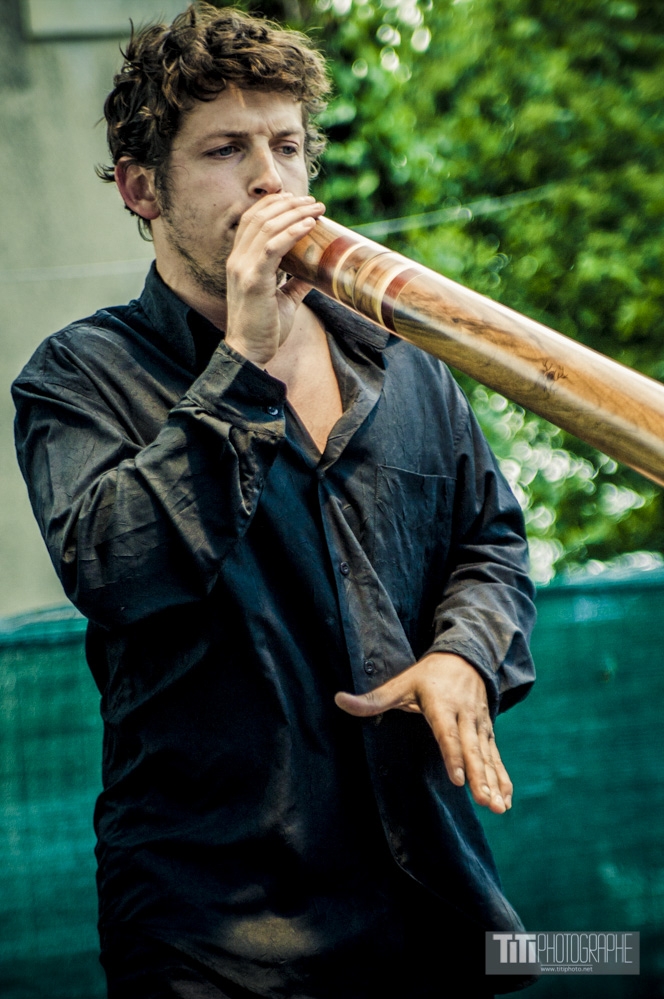 Deyosan – Magic Bus – 23/05/2014