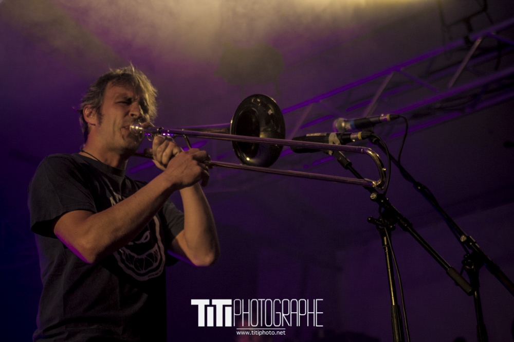 Le Peuple de l’Herbe – Magic Bus – 23/05/2015