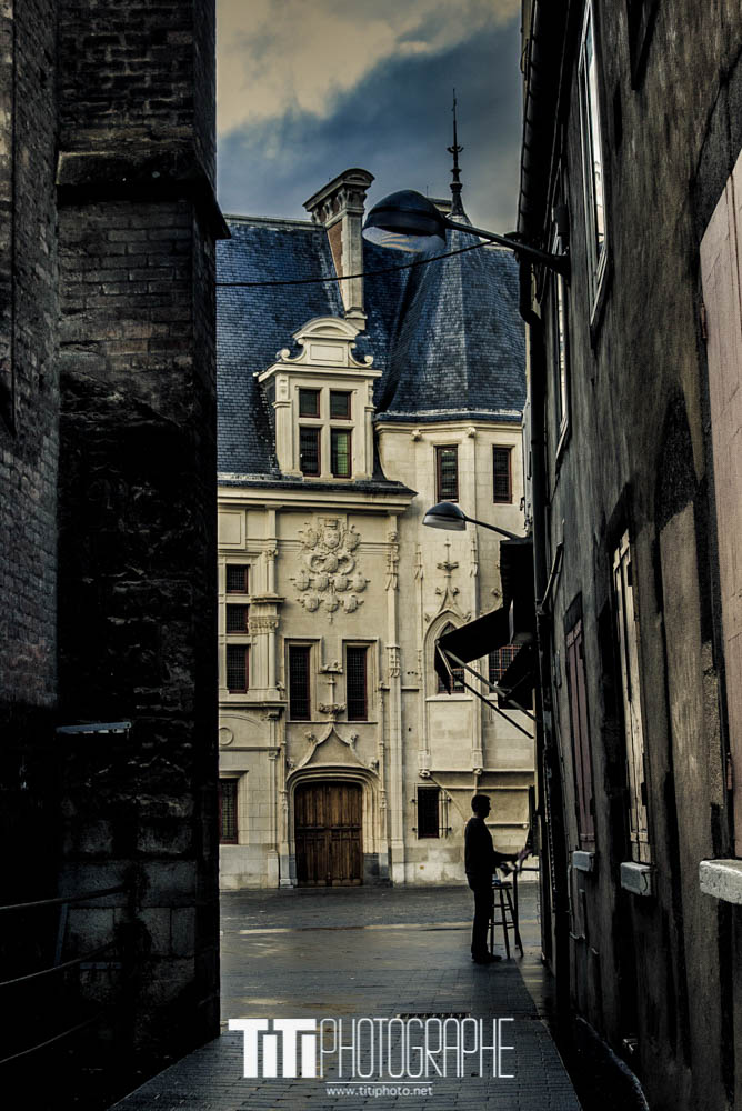 139/365 – Place St André