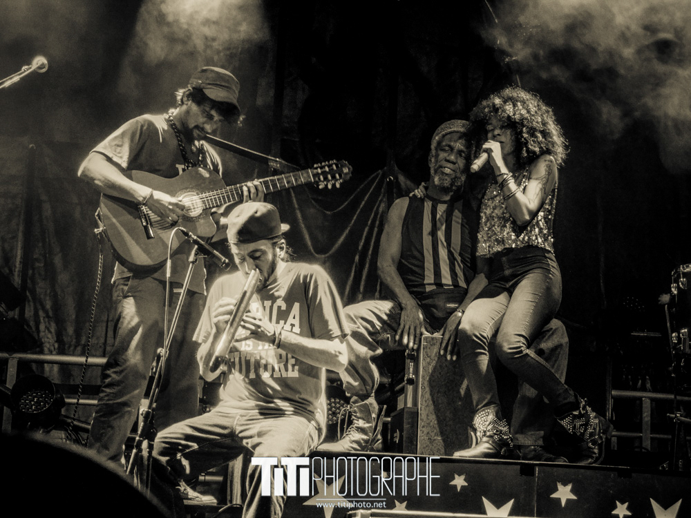 226/365 – Flavia Coelho – 10 ans de Live