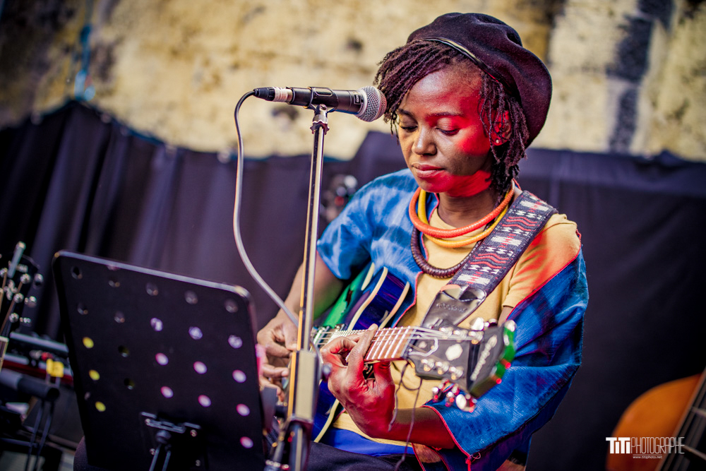 20190616-Pamela Badjogo-Buffonnerie-0505.jpg