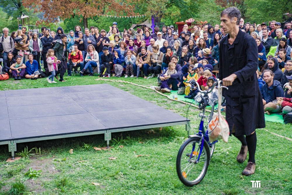 Merci, Bonsoir !-Grenoble-2022-Sylvain SABARD